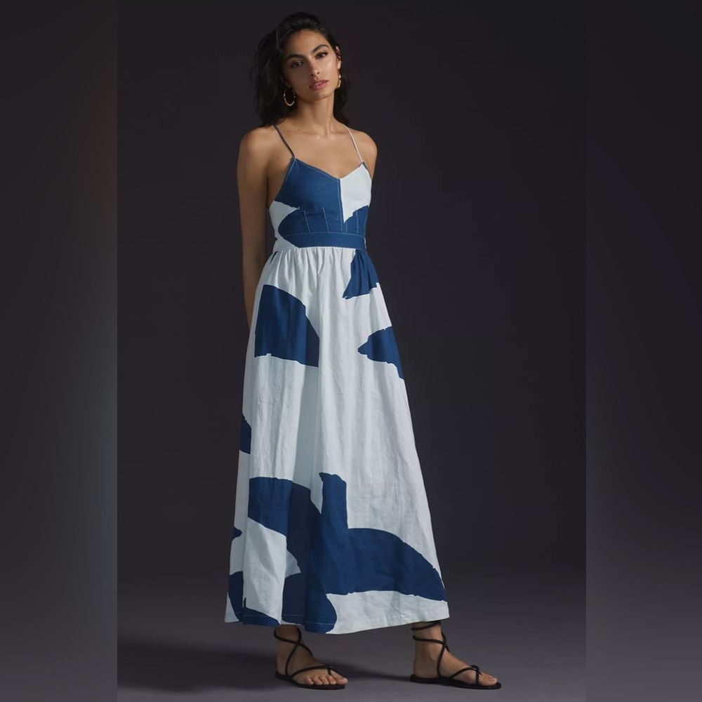 New Anthropologie The Odells V-Neck Midi Dress
The Odells